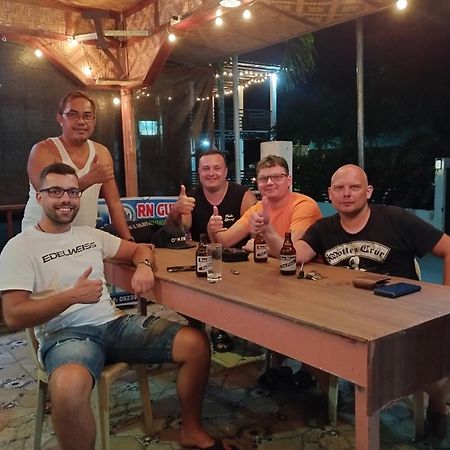 Rna Guesthouse Moalboal Zewnętrze zdjęcie