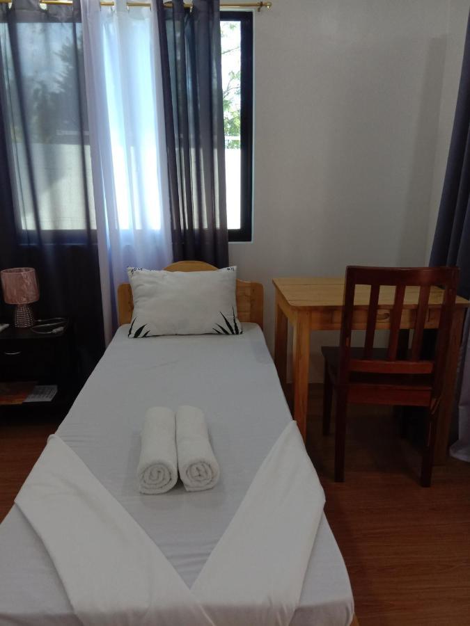Rna Guesthouse Moalboal Zewnętrze zdjęcie