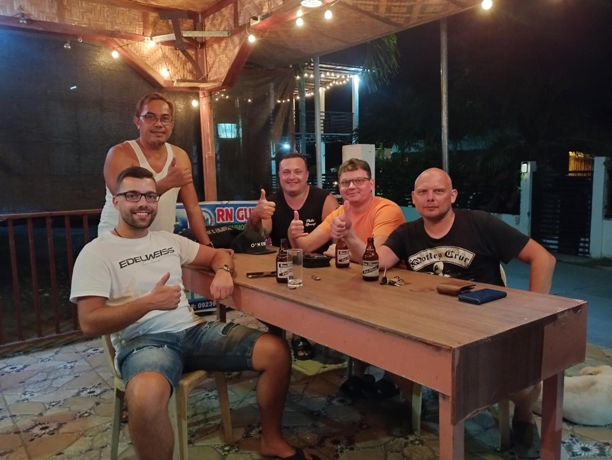 Rna Guesthouse Moalboal Zewnętrze zdjęcie